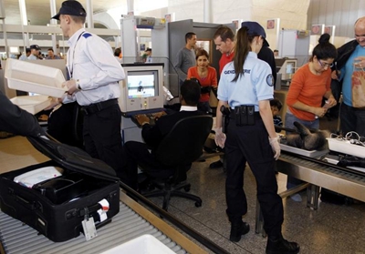 游客带回泰国大米机场被扣 三类物品禁止携带