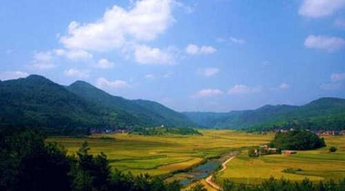 龙里位居贵州88县空气质量第一名
