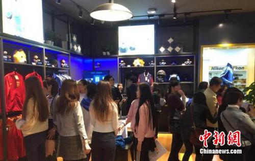苏宁第二家无人店上海开业开启无人店规模化运营