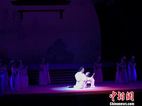 学院版昆曲《牡丹亭》浙江启幕演员平均年纪16岁