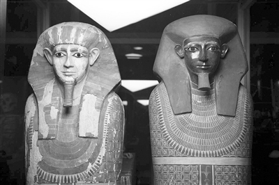 曼彻斯特博物馆的两具4000年前埃及木乃伊图片来源：EurekAlert!