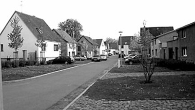 乡村重振计划实施后的图林根沙伦堡村街景