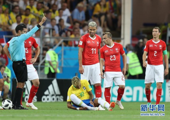 (世界杯)(26)足球--E组:巴西平瑞士