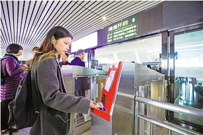 杭州东站人脸识别系统将全面启用。网络图