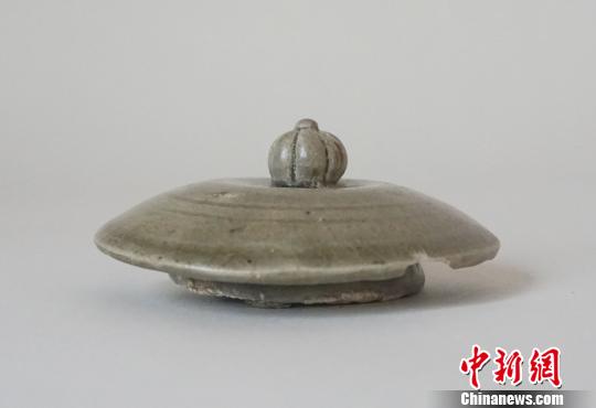 浙江宁波发现两座龙窑出土大批越窑青瓷和窑具