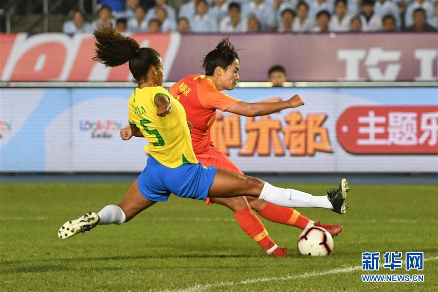 （体育）（6）足球——永川国际女足锦标赛：中国队夺冠
