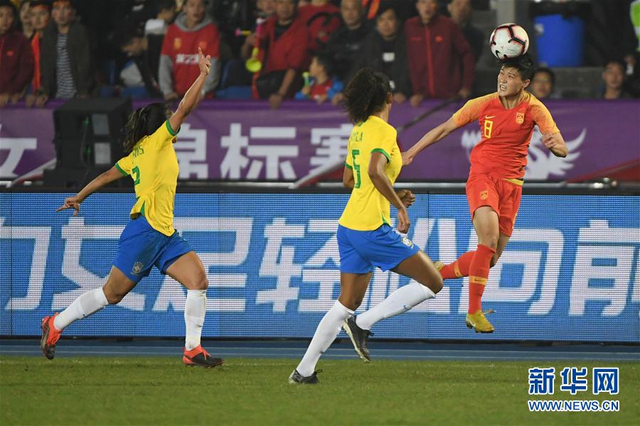 （体育）（9）足球——永川国际女足锦标赛：中国队夺冠