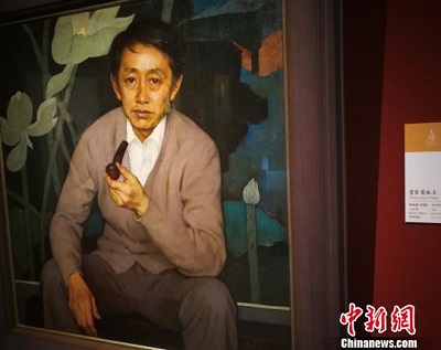  靳尚谊参加凤凰艺术年展的参展作品之一《画家黄永玉》。 主办方供图