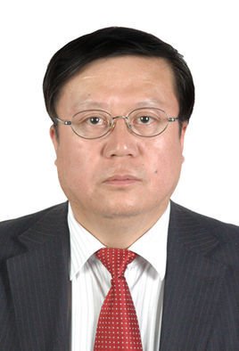 共和县委书记陈鸿林。网络图