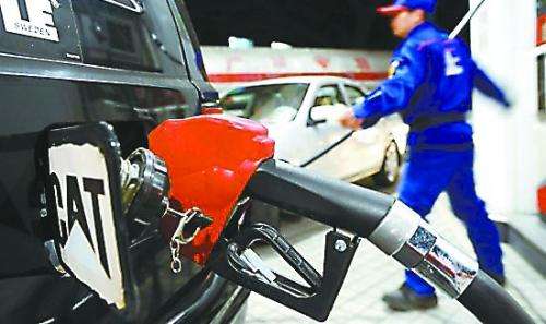 油价调整最新消息：国内成品油价将迎两连涨 涨幅或超300元/吨