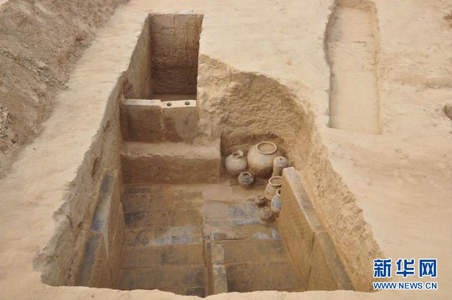 （图文互动）（1）160座两汉时期墓葬现身河南郑州 千件文物揭秘古人生活
