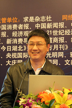 图文：华中科技大学中国乡村治理研究中心主任贺雪峰
