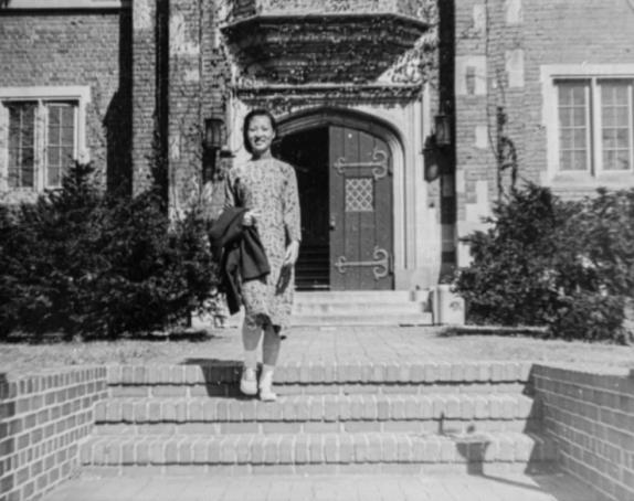 乔石琼1947年留学美国